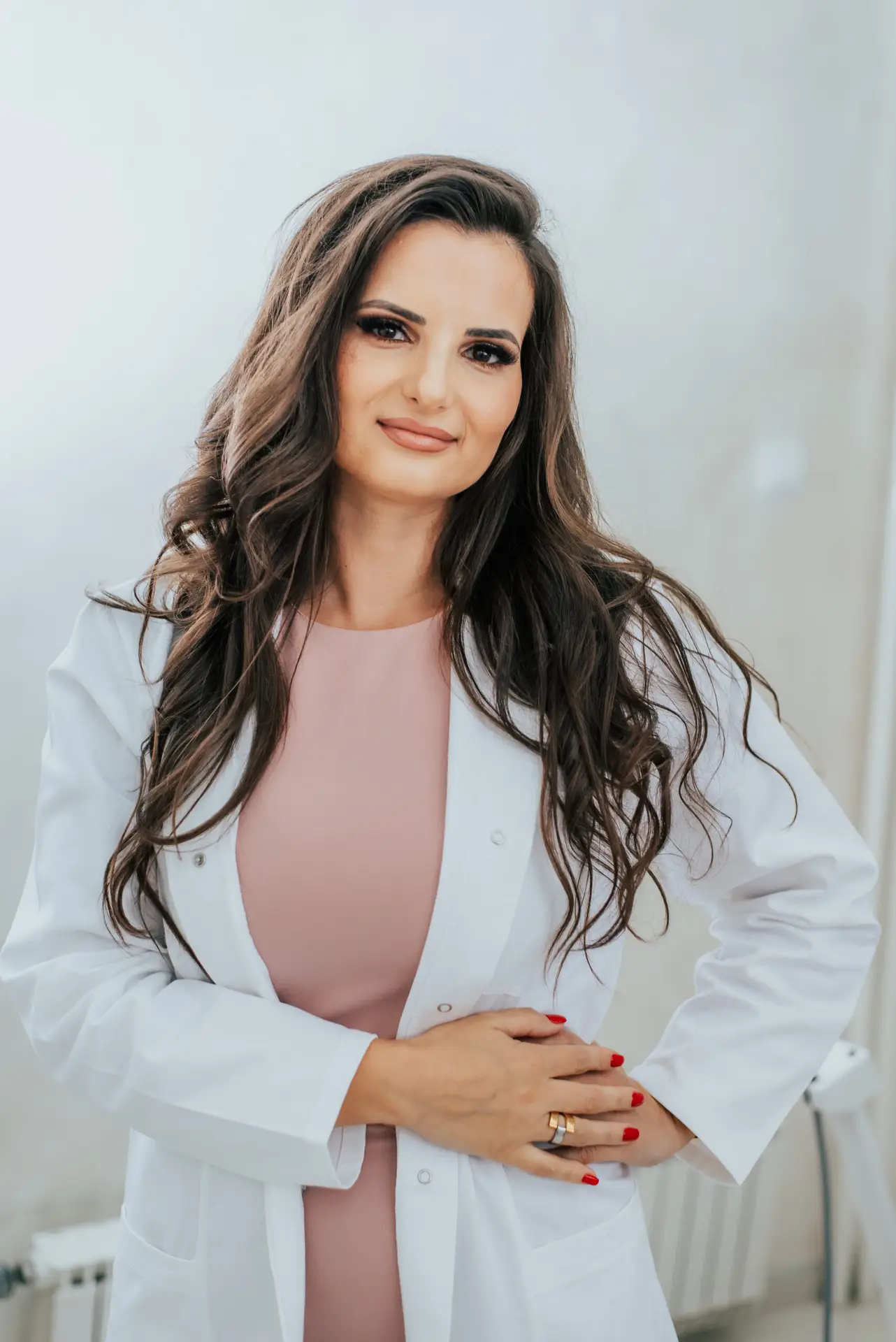 Spec. dr. stom. Sonja Gligović, specijalista ortopedije zuba i vilica, Dental Med NS